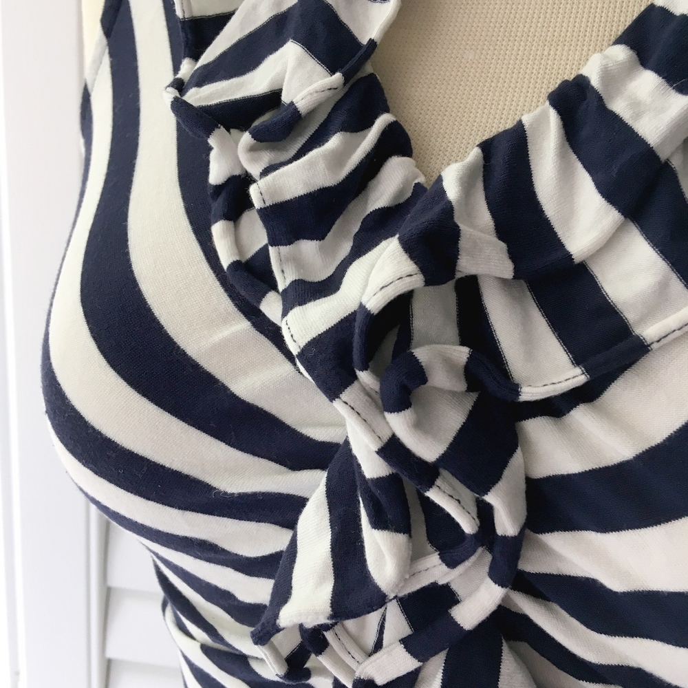 Striped Ruffle top - Picture 3 of 3